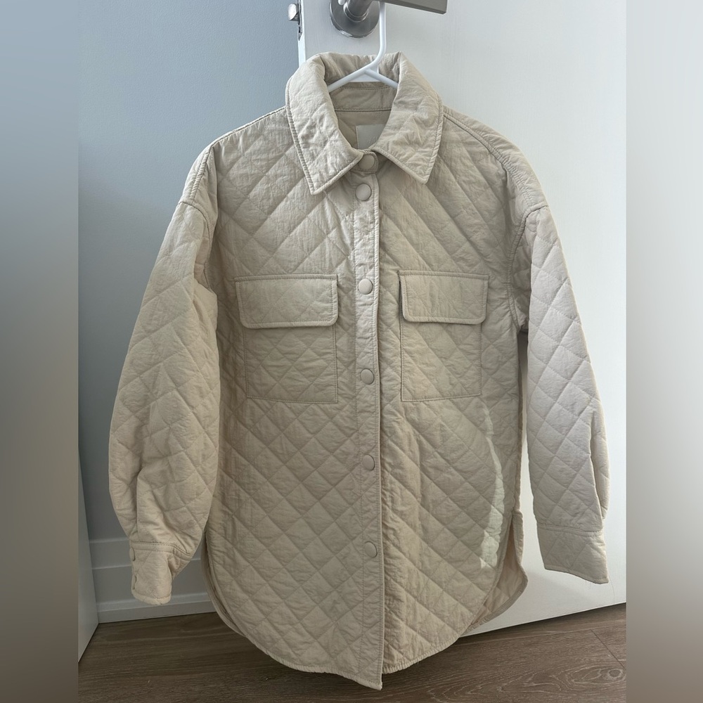 Quilted jacket perfect for layering